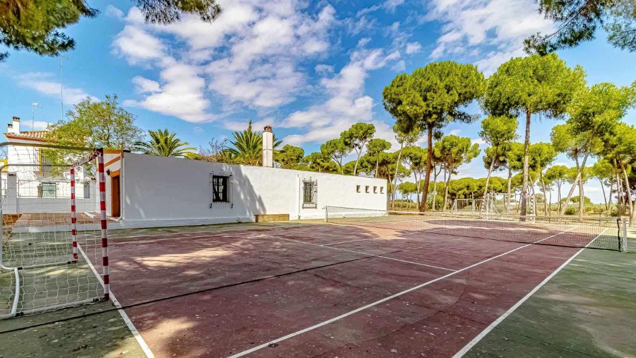 Hacienda típica sevillana en Marchena Lugar ideal para ver Andaluci Exterior foto